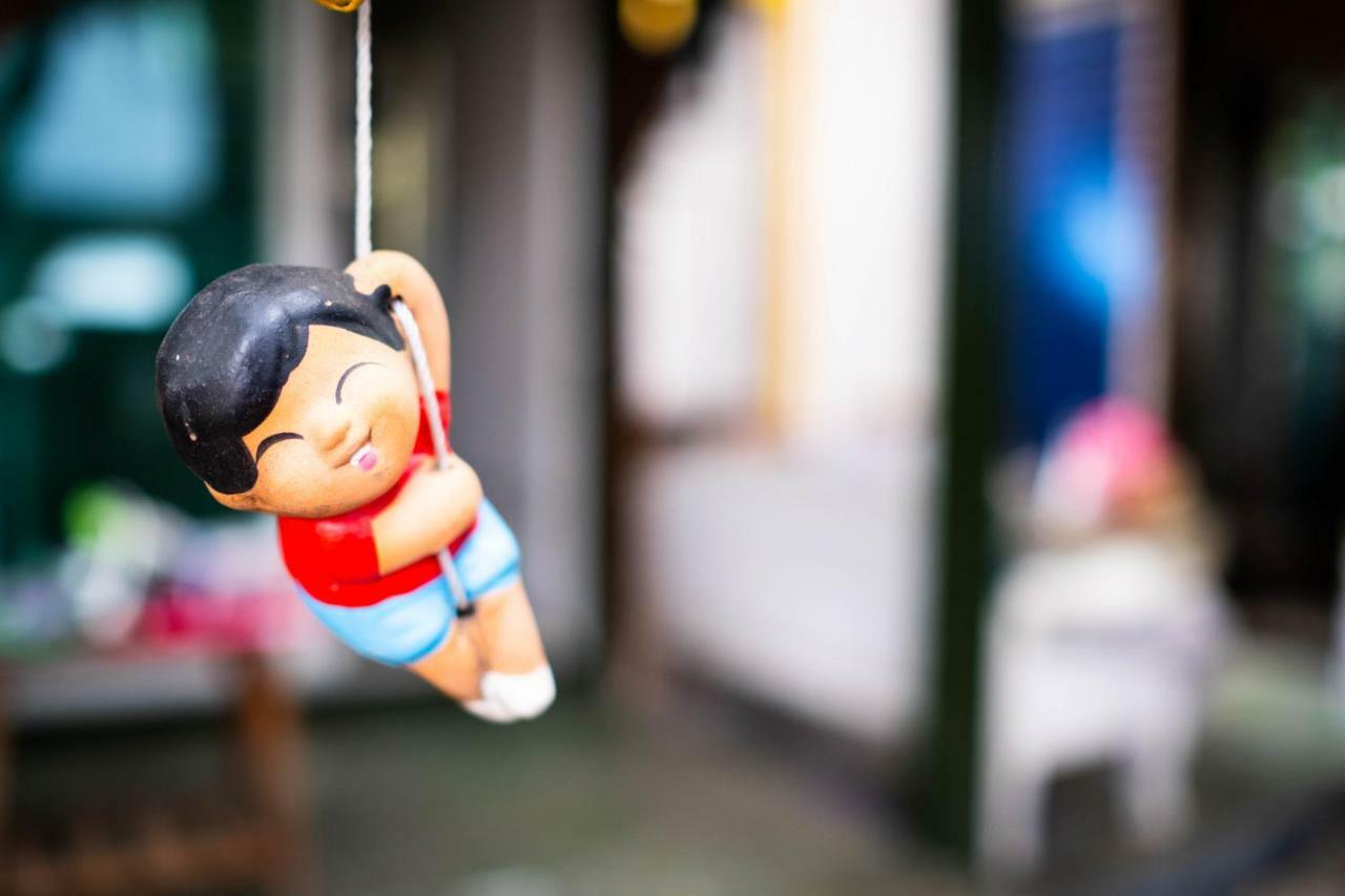 ホテル ジ オールド カー ゲスト ハウス チエンマイ エクステリア 写真